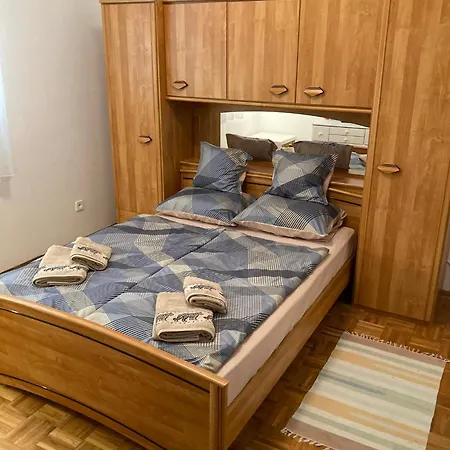 *** شقة فندقية 4*