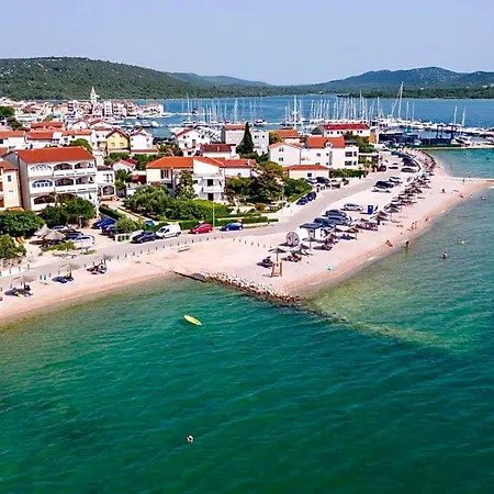 *** 3* Pirovac