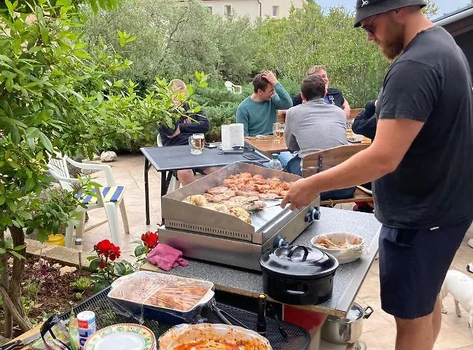 *** Aparthotel Pirovac