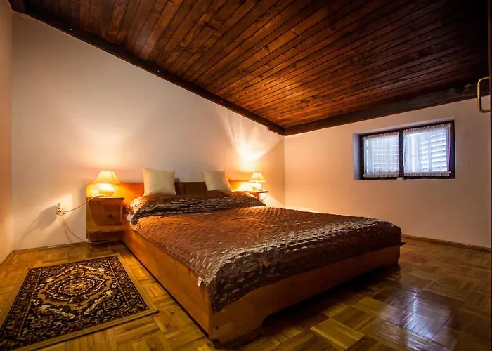 *** Aparthotel Pirovac