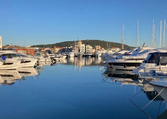 Апарт-отель *** Пировац