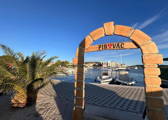 Апарт-отель *** 4*